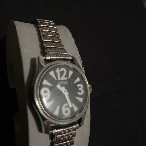 Vintage ARSA Womens Black Mechanical Watch RUNS - Picture 2 of 4